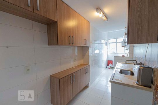 Cozinha de apartamento à venda com 2 quartos, 70m² em Rio Comprido, Rio de Janeiro