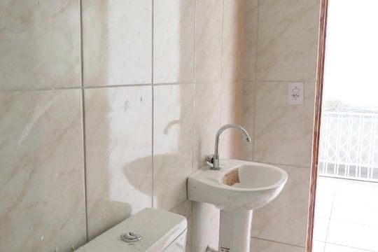 Banheiro de kitnet/studio à venda com 1 quarto, 45m² em Vila Mazzei, São Paulo