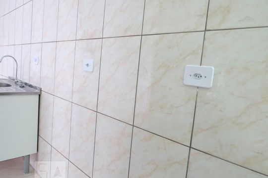 Detalhe de kitnet/studio à venda com 1 quarto, 45m² em Vila Mazzei, São Paulo