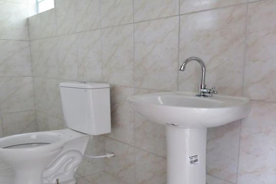 Banheiro de kitnet/studio à venda com 1 quarto, 45m² em Vila Mazzei, São Paulo