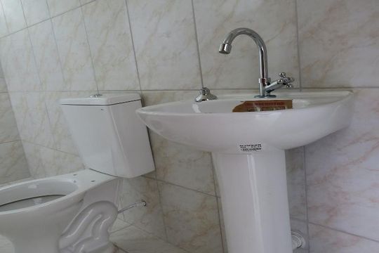 Banheiro - Torneira de kitnet/studio à venda com 1 quarto, 45m² em Vila Mazzei, São Paulo