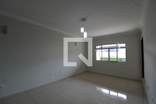 Sala de casa à venda com 3 quartos, 150m² em Jardim Tietê, São Paulo