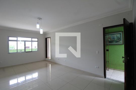Casa à venda com 3 quartos, 150m² em Jardim Tietê, São Paulo