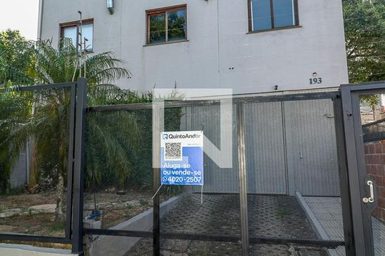 Fachada de apartamento para alugar com 2 quartos, 71m² em Bom Jesus, Porto Alegre