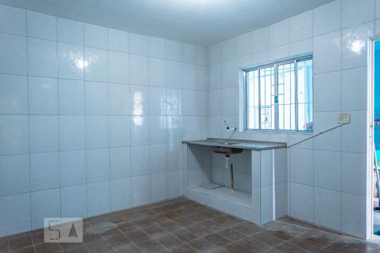 Cozinha de casa para alugar com 1 quarto, 60m² em Vila Santa Clara, São Paulo