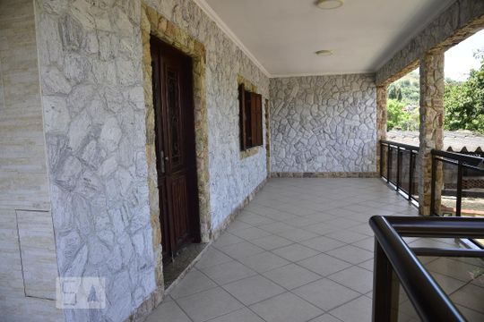 Varanda da sala de casa à venda com 3 quartos, 900m² em Campo Grande, Rio de Janeiro