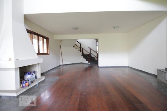 Sala de casa à venda com 4 quartos, 343m² em Lar São Paulo, São Paulo