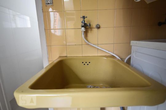 Área de serviço de apartamento à venda com 3 quartos, 145m² em Jardim Paulista, São Paulo