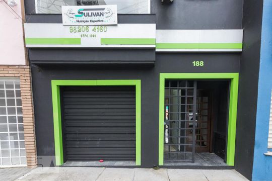 Fachada de casa para alugar com 1 quarto, 50m² em Santana, São Paulo