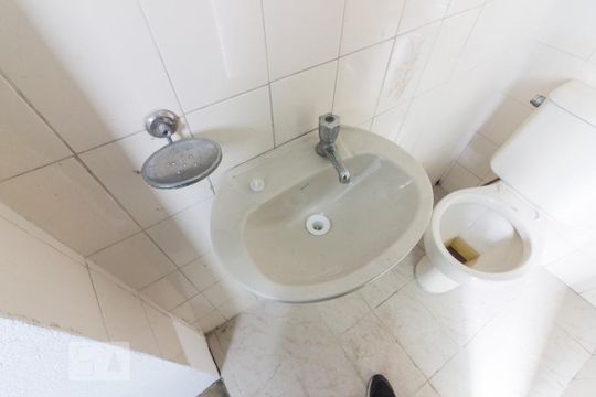 Banheiro de casa para alugar com 1 quarto, 50m² em Santana, São Paulo