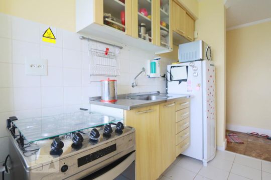 Cozinha - Armários de apartamento para alugar com 2 quartos, 47m² em Jacarepaguá, Rio de Janeiro