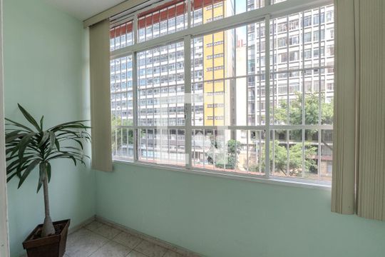 Sacada de apartamento à venda com 2 quartos, 134m² em Bela Vista, São Paulo