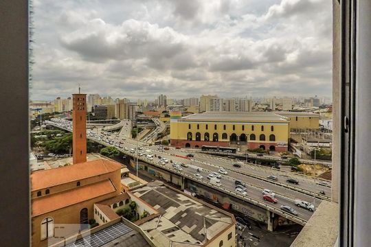 Vista do Quarto de apartamento para alugar com 1 quarto, 37m² em Liberdade, São Paulo