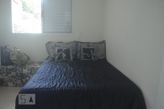 Quarto de casa à venda com 4 quartos, 325m² em Jardim Londrina, São Paulo