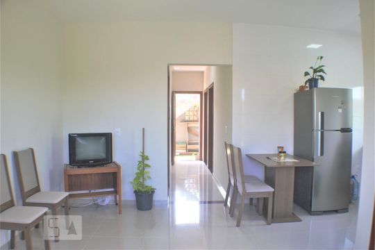 Casa para alugar com 3 quartos, 105m² em São João do Rio Vermelho, Florianópolis