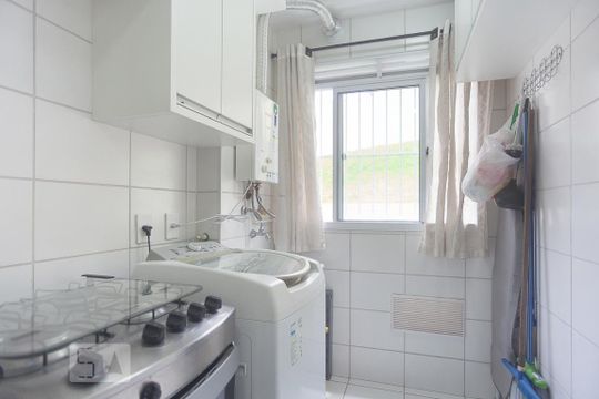 Lavanderia de apartamento para alugar com 2 quartos, 45m² em Jardim do Lago Continuação, Campinas