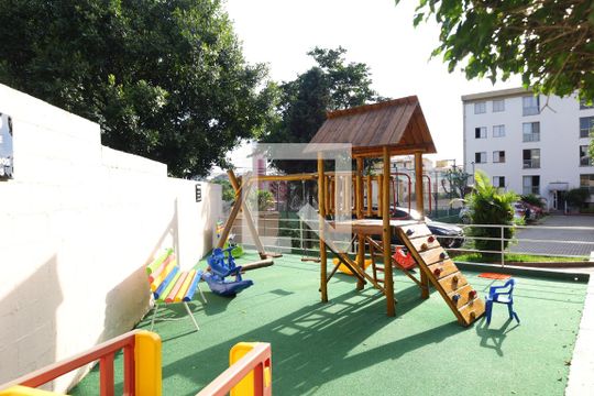 Área Comum - Playground   de apartamento para alugar com 2 quartos, 49m² em Jardim Casa Pintada, São Paulo