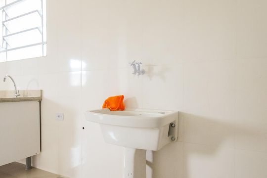 Área de serviço de kitnet/studio para alugar com 1 quarto, 30m² em Vila Antonieta, São Paulo