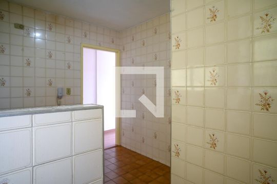 Área de Serviço de apartamento para alugar com 2 quartos, 60m² em Jardim Santa Emília, São Paulo