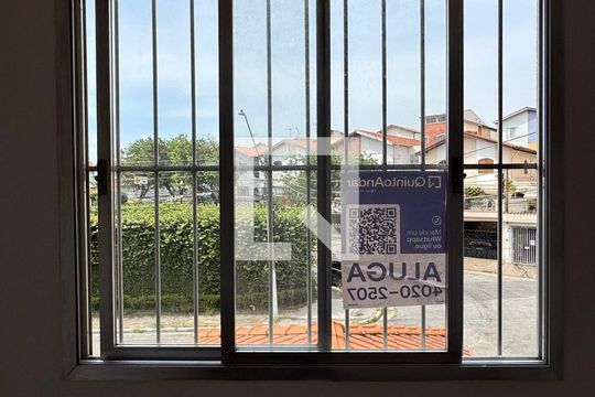 Fachada de apartamento para alugar com 2 quartos, 60m² em Jardim Santa Emília, São Paulo