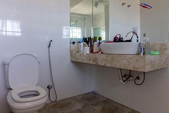 Banheiro Quarto 1 - Suite de casa à venda com 3 quartos, 528m² em Parque Boturussu, São Paulo