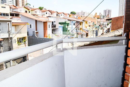 Sacada Quarto de casa à venda com 3 quartos, 285m² em Campestre, Santo André
