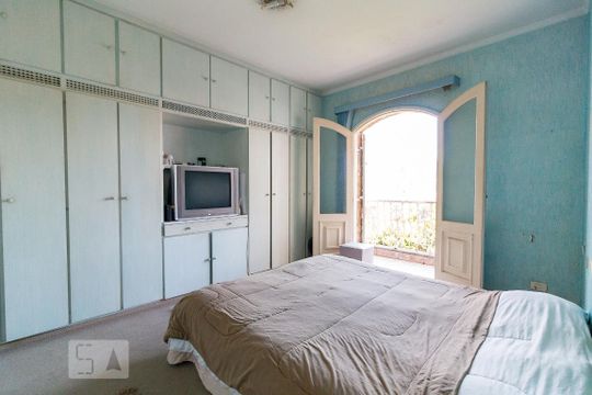 Quarto 1 de casa à venda com 4 quartos, 750m² em Vila Rosália, Guarulhos