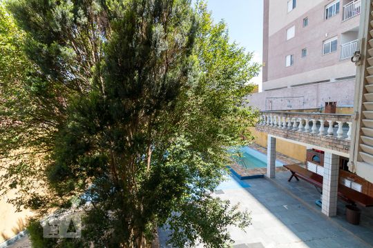 Vista sala 3 de casa à venda com 4 quartos, 750m² em Vila Rosália, Guarulhos