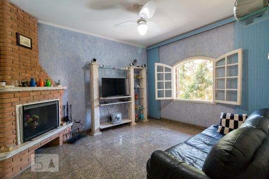 Sala 3 de casa à venda com 4 quartos, 750m² em Vila Rosália, Guarulhos