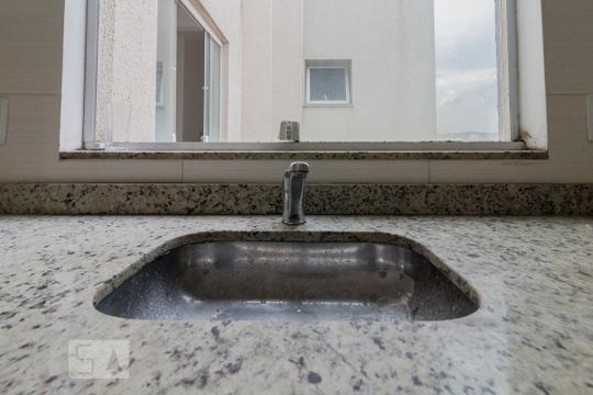 Cozinha de apartamento para alugar com 2 quartos, 55m² em Vila Junqueira, Santo André