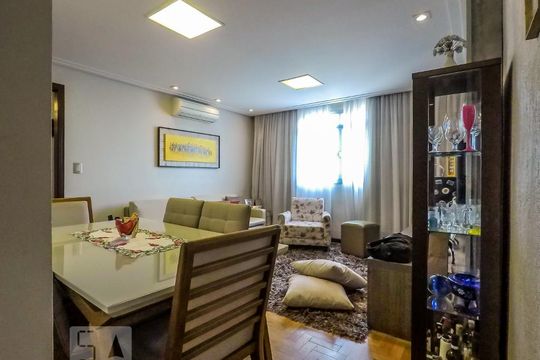 Sala de apartamento à venda com 3 quartos, 72m² em Cambuci, São Paulo