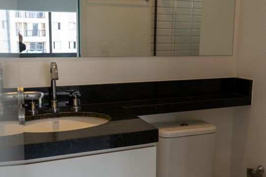 Banheiro da Suíte de apartamento para alugar com 1 quarto, 100m² em Vila Pompéia, São Paulo