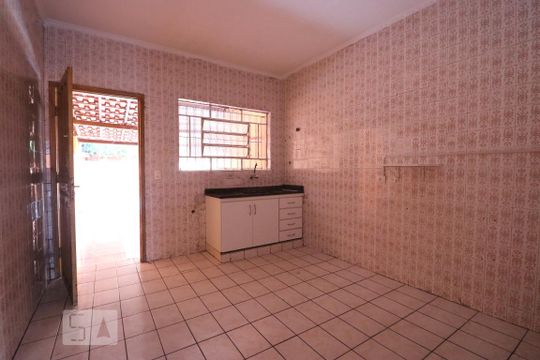 Cozinha de casa para alugar com 2 quartos, 80m² em Cidade Intercap, Taboão da Serra