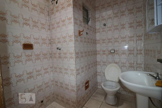 Banheiro de casa para alugar com 2 quartos, 80m² em Cidade Intercap, Taboão da Serra