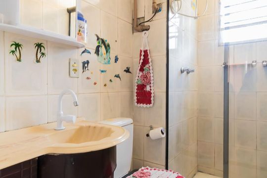 Banheiro de apartamento à venda com 2 quartos, 47m² em Itaquera, São Paulo