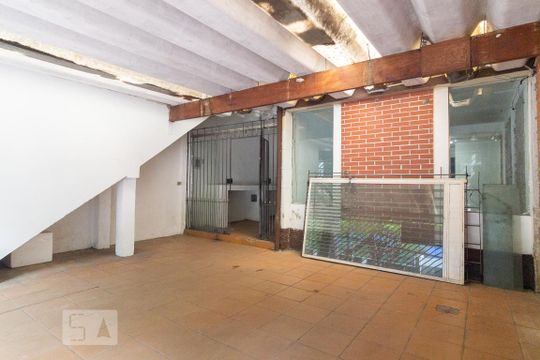Garagem de casa à venda com 3 quartos, 160m² em Santo Amaro, São Paulo
