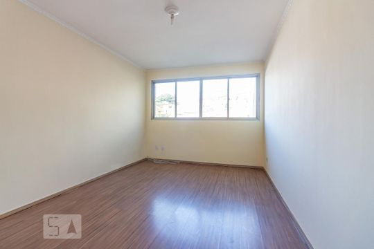 Casa à venda com 3 quartos, 150m² em Umuarama, Osasco
