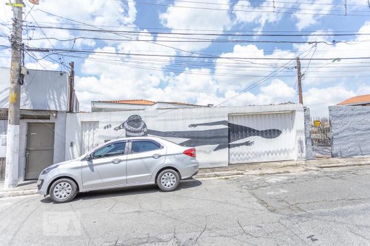 Fachada de casa à venda com 3 quartos, 420m² em Vila Anglo Brasileira, São Paulo