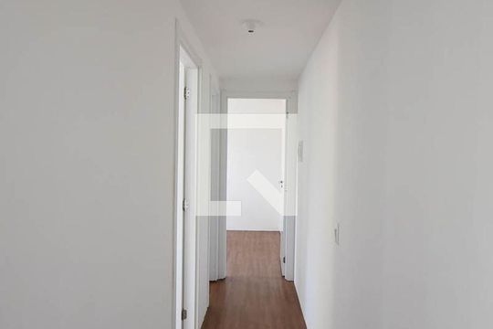 Corredor de apartamento à venda com 2 quartos, 42m² em Vila Andrade, São Paulo