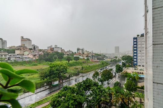 Vista de apartamento para alugar com 3 quartos, 106m² em Ipiranga, Belo Horizonte