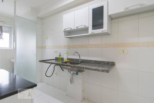 Cozinha de apartamento para alugar com 2 quartos, 57m² em Vila Cruz das Almas, São Paulo