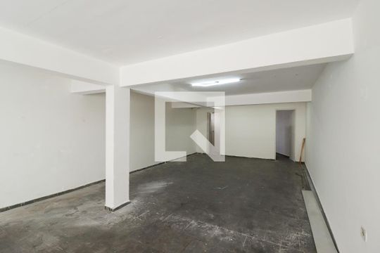 Garagem de casa à venda com 4 quartos, 150m² em Jardim Paraíso, São Paulo