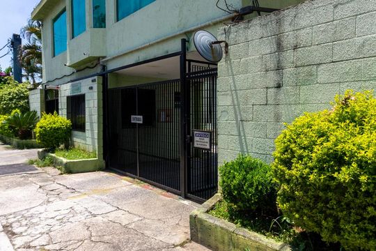 Fachada de apartamento à venda com 2 quartos, 50m² em Itaquera, São Paulo
