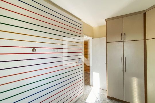 Quarto 1 de apartamento para alugar com 2 quartos, 67m² em Parque Paineiras, São Paulo