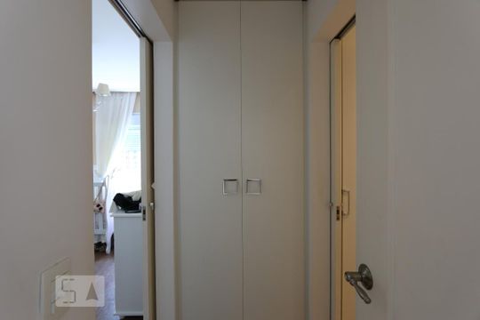 corredor de apartamento à venda com 2 quartos, 103m² em Vila Suzana, São Paulo