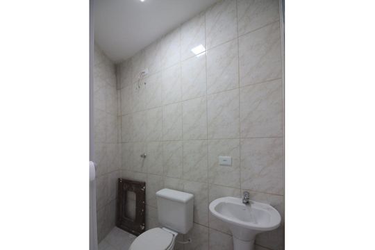 Banheiro de casa para alugar com 1 quarto, 40m² em Vila Nova Manchester, São Paulo