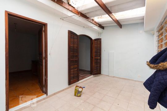Área Externa - Edícula de casa à venda com 4 quartos, 100m² em Vila Babilônia, São Paulo