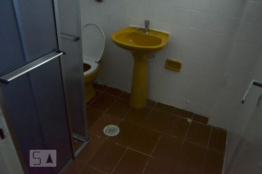 Banheiro  de apartamento para alugar com 2 quartos, 55m² em Santana, São Paulo
