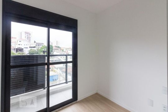 Quarto 1 de apartamento para alugar com 2 quartos, 55m² em Parque Peruche, São Paulo