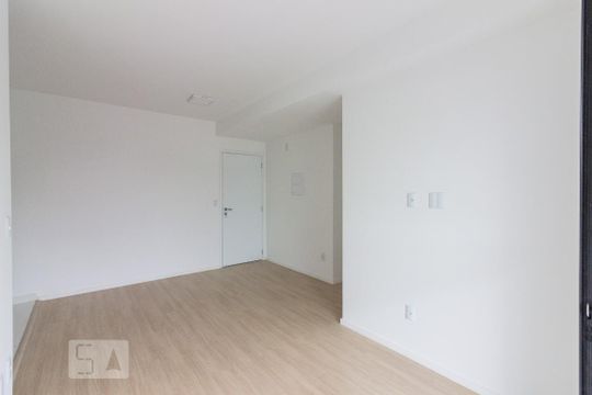 Sala de apartamento para alugar com 2 quartos, 55m² em Parque Peruche, São Paulo